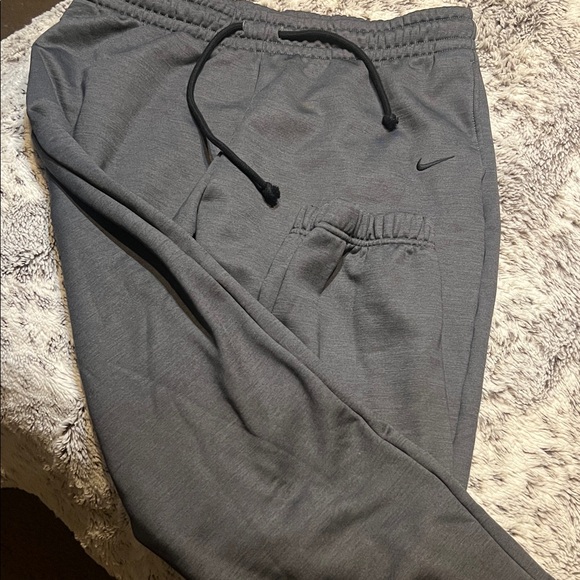 Nike Charcoal Lounge Pants - Picture 1 of 2